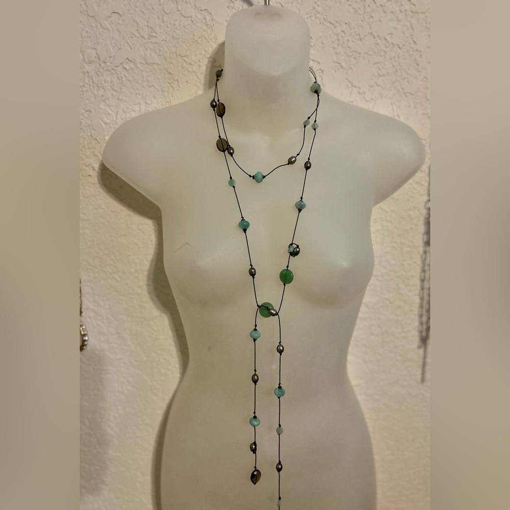 Stella and Dot lariat necklace